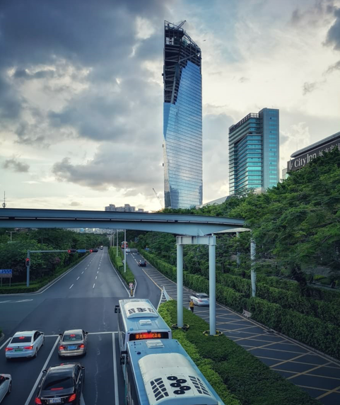 深圳二中手机号码价格查询：如何获取与选择合适的联系方式(深圳市二中是什么学校)