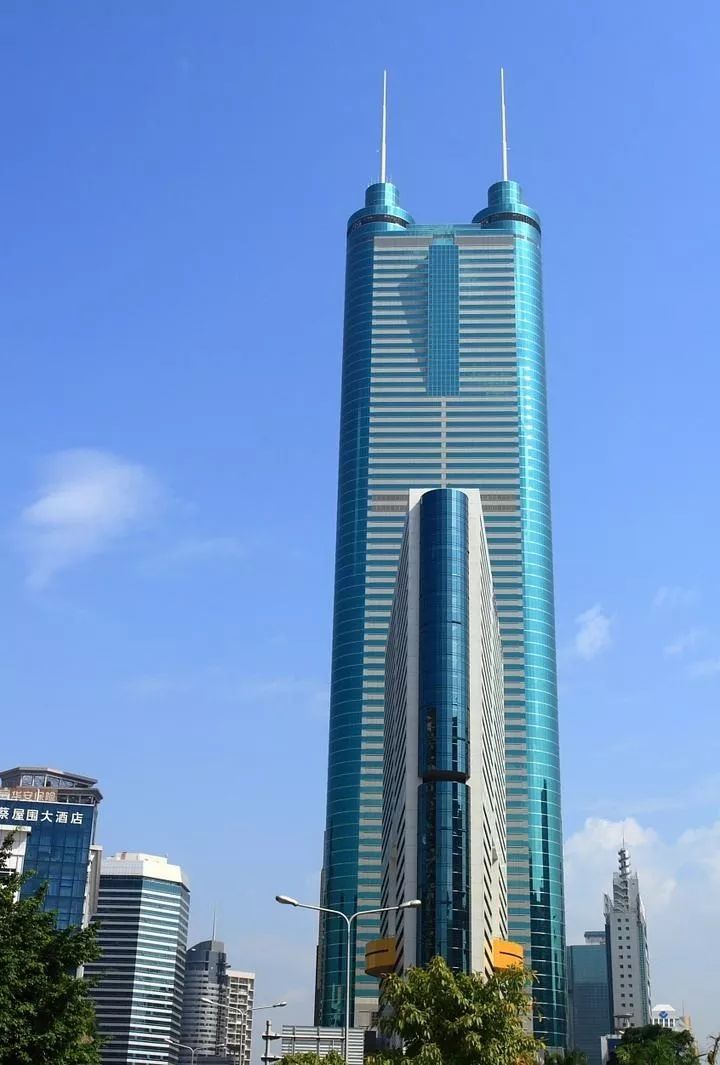 深圳移动靓号最新动态：限时特惠，抢购热潮来袭(深圳移动手机靓号网)